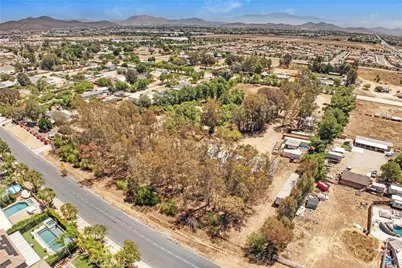 30925 Old Windmill Road, Menifee, CA 92584 - Photo 6