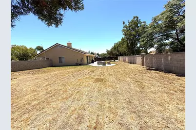 35779 Lourdes Drive, Winchester, CA 92596 - Photo 22