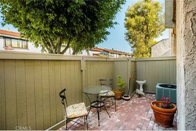 2000 W Palmyra #10, Orange, CA 92868 - Photo 10