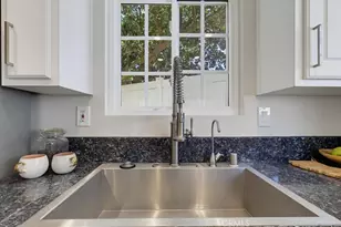 1118 Sandi Ln, Costa Mesa, CA 92627 - Photo 20