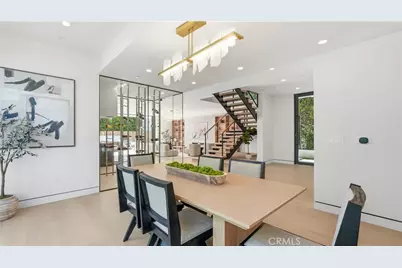 813 N Genesee Avenue, Los Angeles, CA 90046 - Photo 12