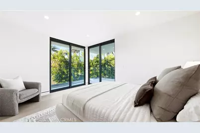 813 N Genesee Avenue, Los Angeles, CA 90046 - Photo 26
