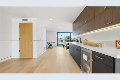 813 N Genesee Avenue, Los Angeles, CA 90046 - Photo 30