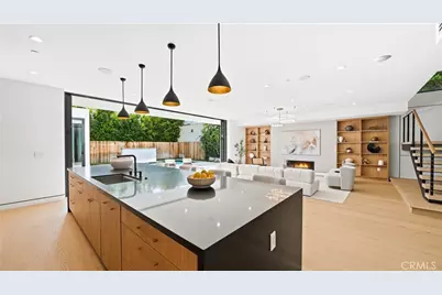 813 N Genesee Avenue, Los Angeles, CA 90046 - Photo 10