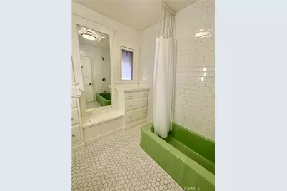 373 Gladys, Long Beach, CA 90814 - Photo 8