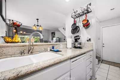 7890 E Spring Street #15D, Long Beach, CA 90815 - Photo 12