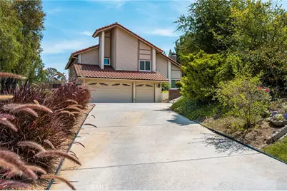 186 S Donna Court, Anaheim Hills, CA 92807 - Photo 2