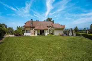 186 S Donna Ct, Anaheim Hills, CA 92807 - Photo 2
