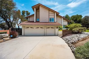 186 S Donna Ct, Anaheim Hills, CA 92807 - Photo 4