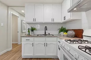 5435 Smiley Dr, Los Angeles, CA 90016 - Photo 14