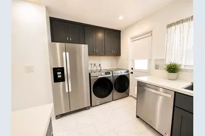 203 N Kodiak, Anaheim, CA 92807 - Photo 6