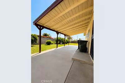 25421 Los Flores Drive, San Bernardino, CA 92404 - Photo 12