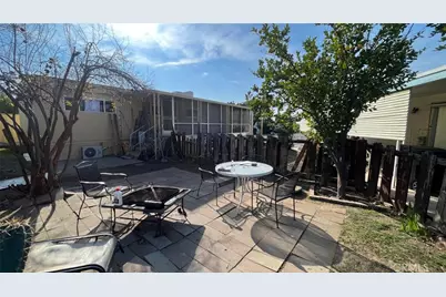 36 Round Table Dr #36, Riverside, CA 92507 - Photo 20