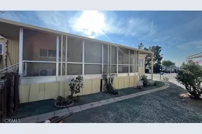 36 Round Table Dr #36, Riverside, CA 92507 - Photo 6