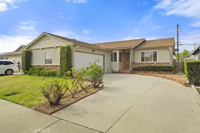 11554 168th, Artesia, CA 90701 - Photo 2