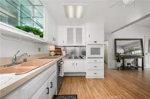 1562 Golden Rain Rd, Seal Beach, CA 90740 - Photo 18