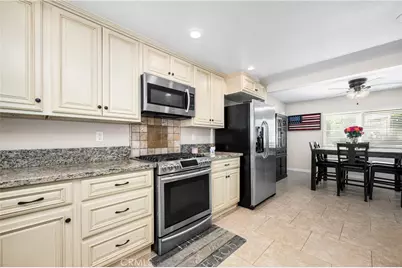 10211 Aqueduct Drive, Cypress, CA 90630 - Photo 50