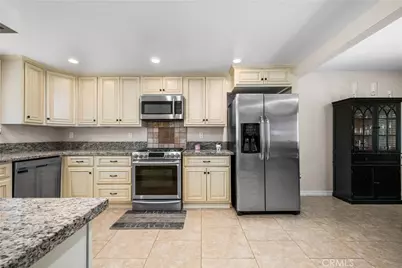 10211 Aqueduct Drive, Cypress, CA 90630 - Photo 46