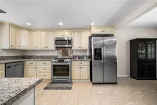 10211 Aqueduct Dr, Cypress, CA 90630 - Photo 46