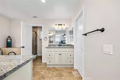 10211 Aqueduct Drive, Cypress, CA 90630 - Photo 20