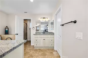 10211 Aqueduct Dr, Cypress, CA 90630 - Photo 20