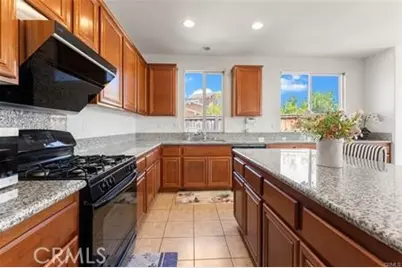 29240 Willow Ridge Court, Lake Elsinore, CA 92530 - Photo 10