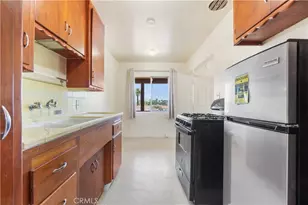 1876 Henderson Ave, Long Beach, CA 90806 - Photo 16