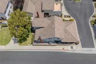 11389 Nayshon Ct, Cypress, CA 90630 - Photo 36