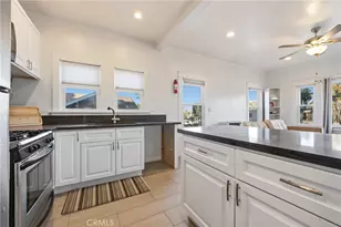 325 E 14th, Long Beach, CA 90813 - Photo 12