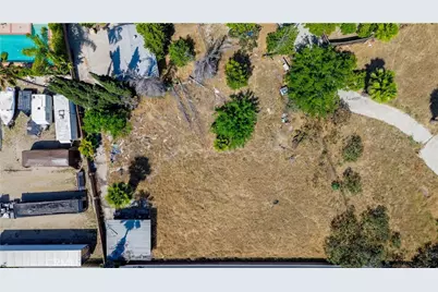 9281 Dorrington, Pacoima, CA 91331 - Photo 60