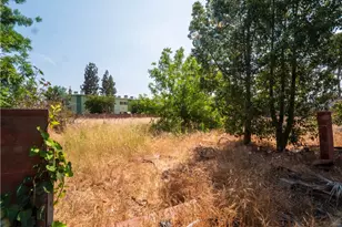 9281 Dorrington, Pacoima, CA 91331 - Photo 56