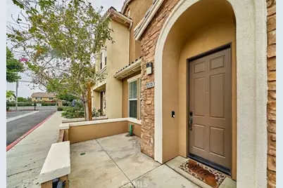 12573 Montaivo Lane, Eastvale, CA 91752 - Photo 2