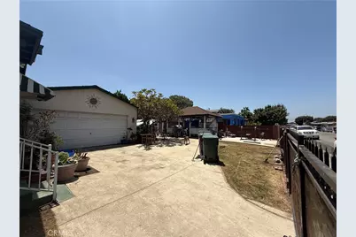 7651 Miramonte, Los Angeles, CA 90001 - Photo 10