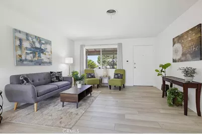 15852 Tullow, Huntington Beach, CA 92647 - Photo 8