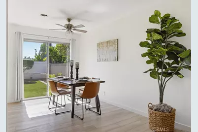 15852 Tullow, Huntington Beach, CA 92647 - Photo 10
