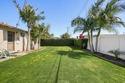 15852 Tullow, Huntington Beach, CA 92647 - Photo 28