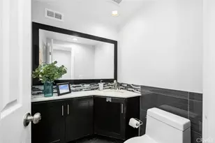 10018 Bloomfield, Cypress, CA 90630 - Photo 32