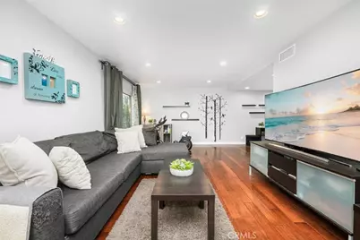 10018 Bloomfield, Cypress, CA 90630 - Photo 6