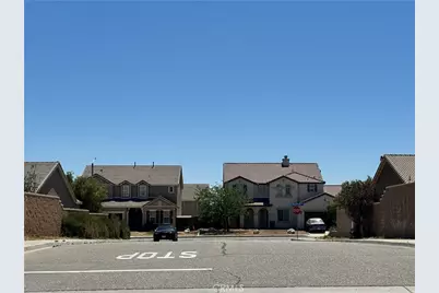 10983 Bay Shore Street, Victorville, CA 92392 - Photo 24