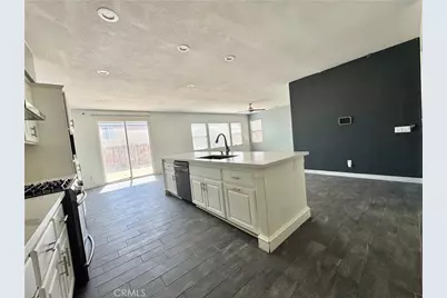 10983 Bay Shore Street, Victorville, CA 92392 - Photo 6