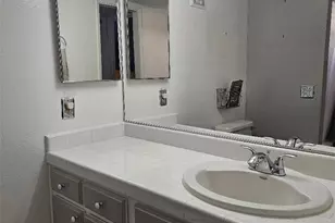550 Orange Ave, Long Beach, CA 90802 - Photo 14