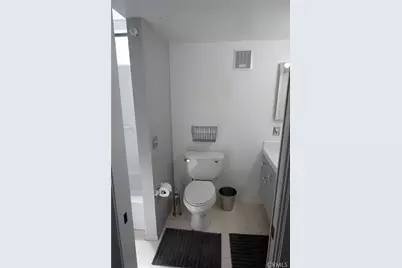 550 Orange Avenue #320, Long Beach, CA 90802 - Photo 32
