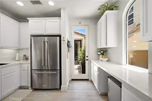 101 Tall Oak, Irvine, CA 92603 - Photo 10