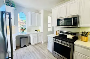 101 Tall Oak, Irvine, CA 92603 - Photo 2