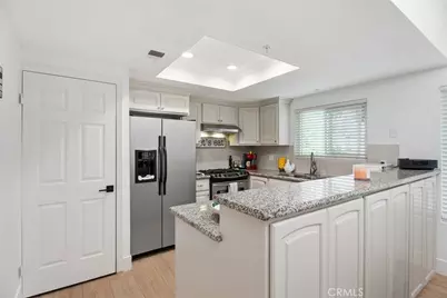 4561 Warner, Huntington Beach, CA 92649 - Photo 6