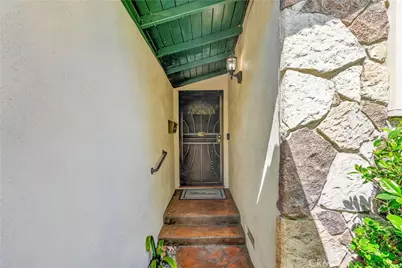 1288 Londonderry Street, Costa Mesa, CA 92626 - Photo 8