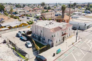 9124 S Broadway, Los Angeles, CA 90003 - Photo 2