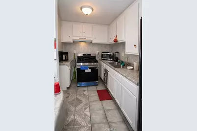 1001 E Grant #F4, Santa Ana, CA 92701 - Photo 4
