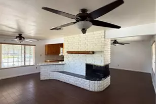 2608 Blackstone Ct, Bakersfield, CA 93304 - Photo 8