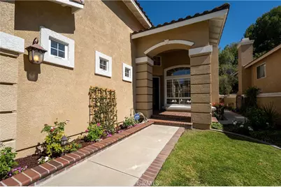 7520 E Toyon Lane, Anaheim Hills, CA 92808 - Photo 8